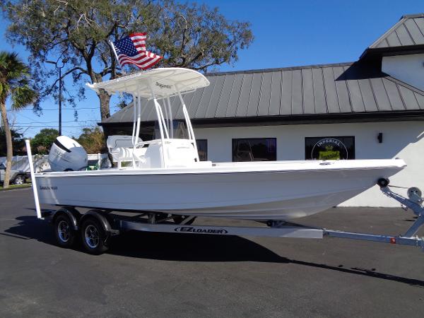 Savannah 220IS: Most Popular Saltwater Fishing Boat?!?! Versatile