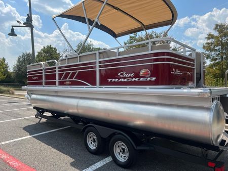 2023 Sun Tracker Party Barge 22 RF DLX, Denham Springs Louisiana