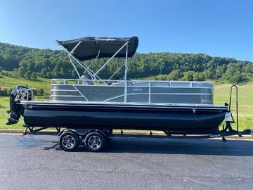 2024 Ranger Reata 223C