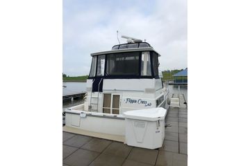1995 Carver 390 Cockpit Motor Yacht