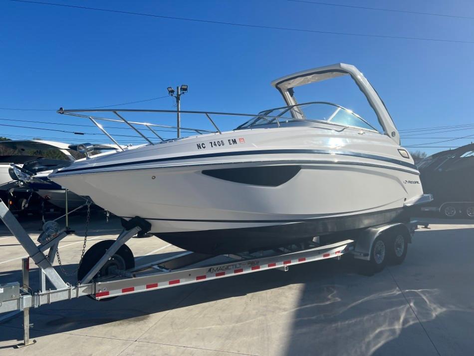 2019 Regal 28 Express