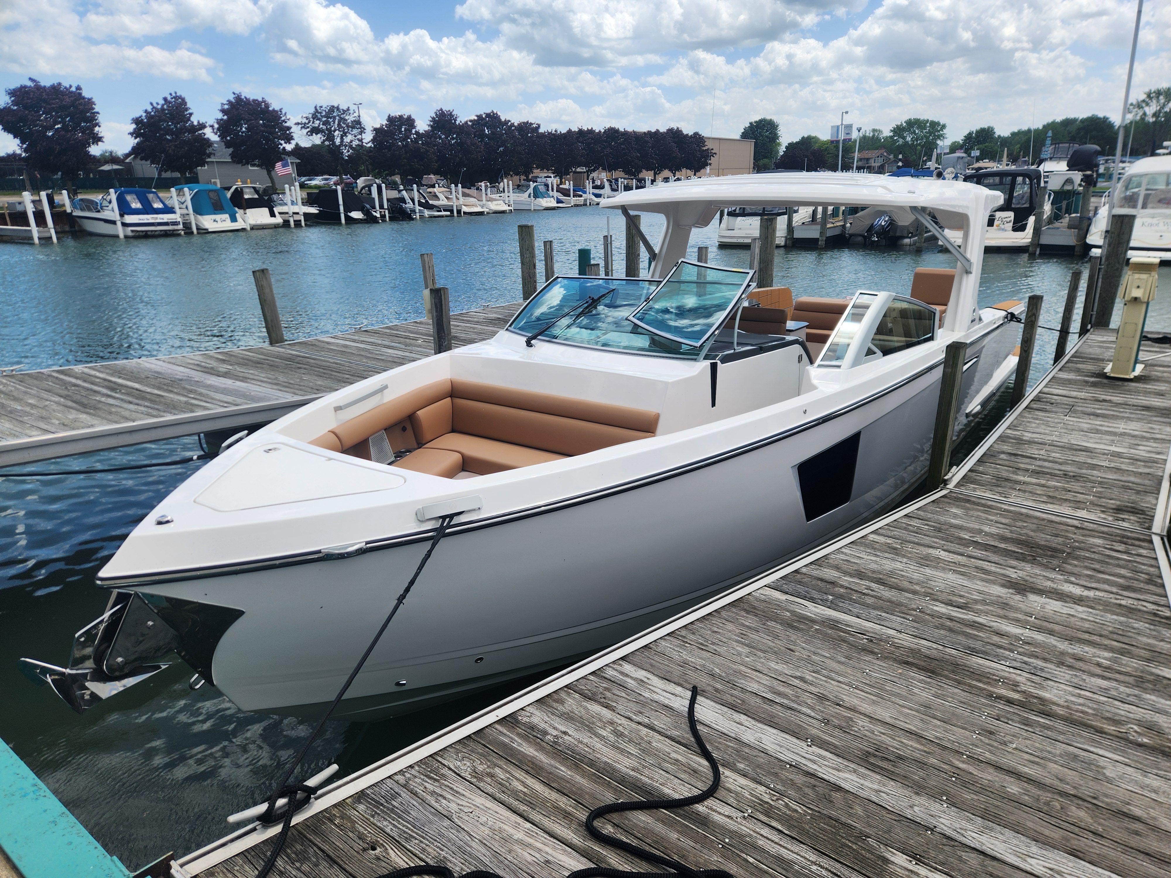 2024 Aviara AV40
