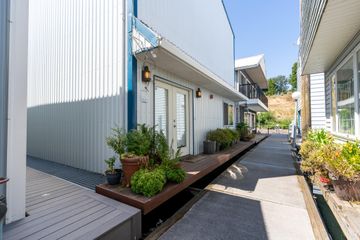 2006 Custom Steelhead Boathouse