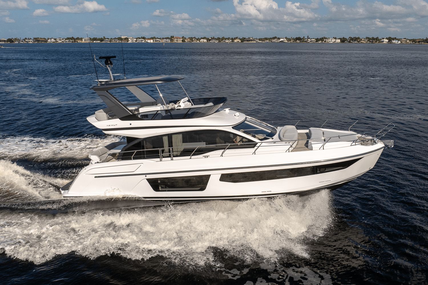 2026 Azimut Fly 53