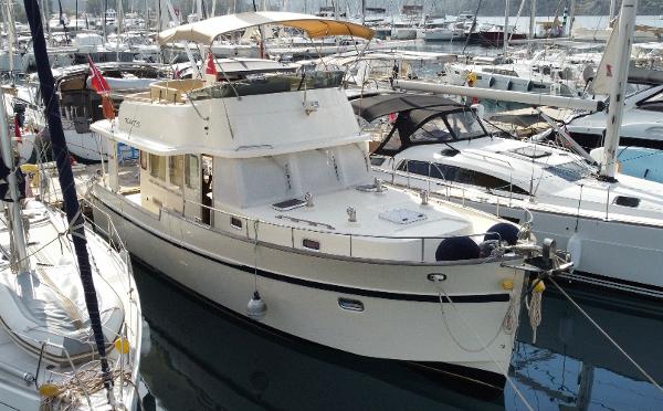 2015 Rhea Trawler 36