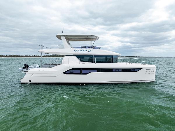 2021 Leopard 53 Powercat