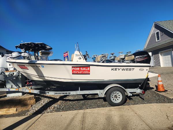 2018 Key West 176 Center Console
