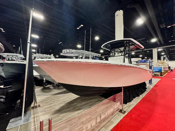2025 Contender 28 Sport