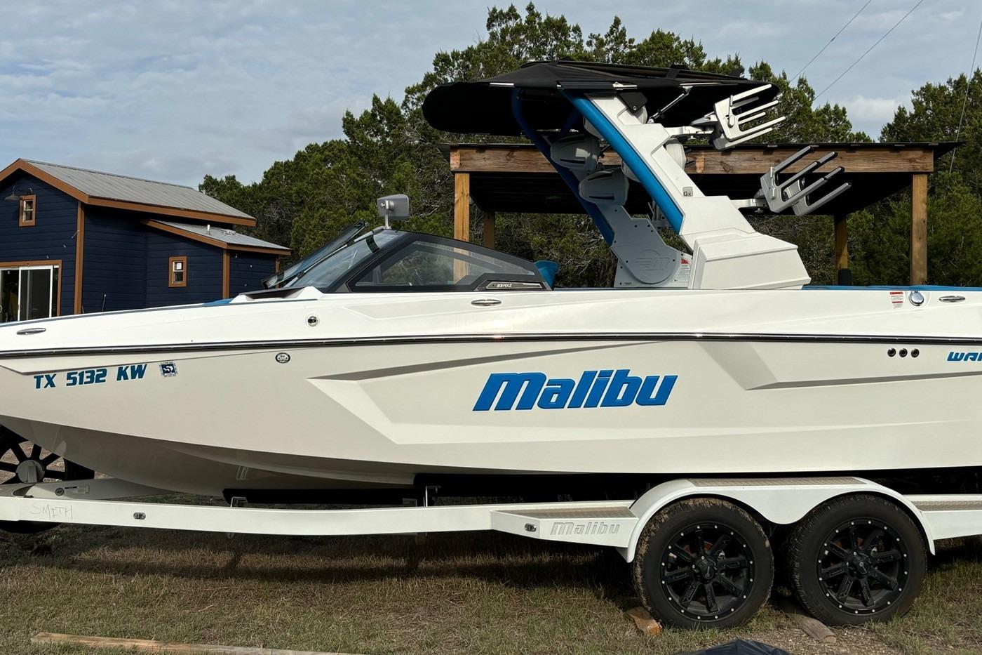 2022 Malibu Wakesetter 23 MXZ