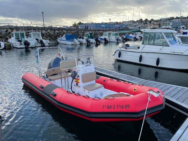 2009 Zodiac Pro 12 Man