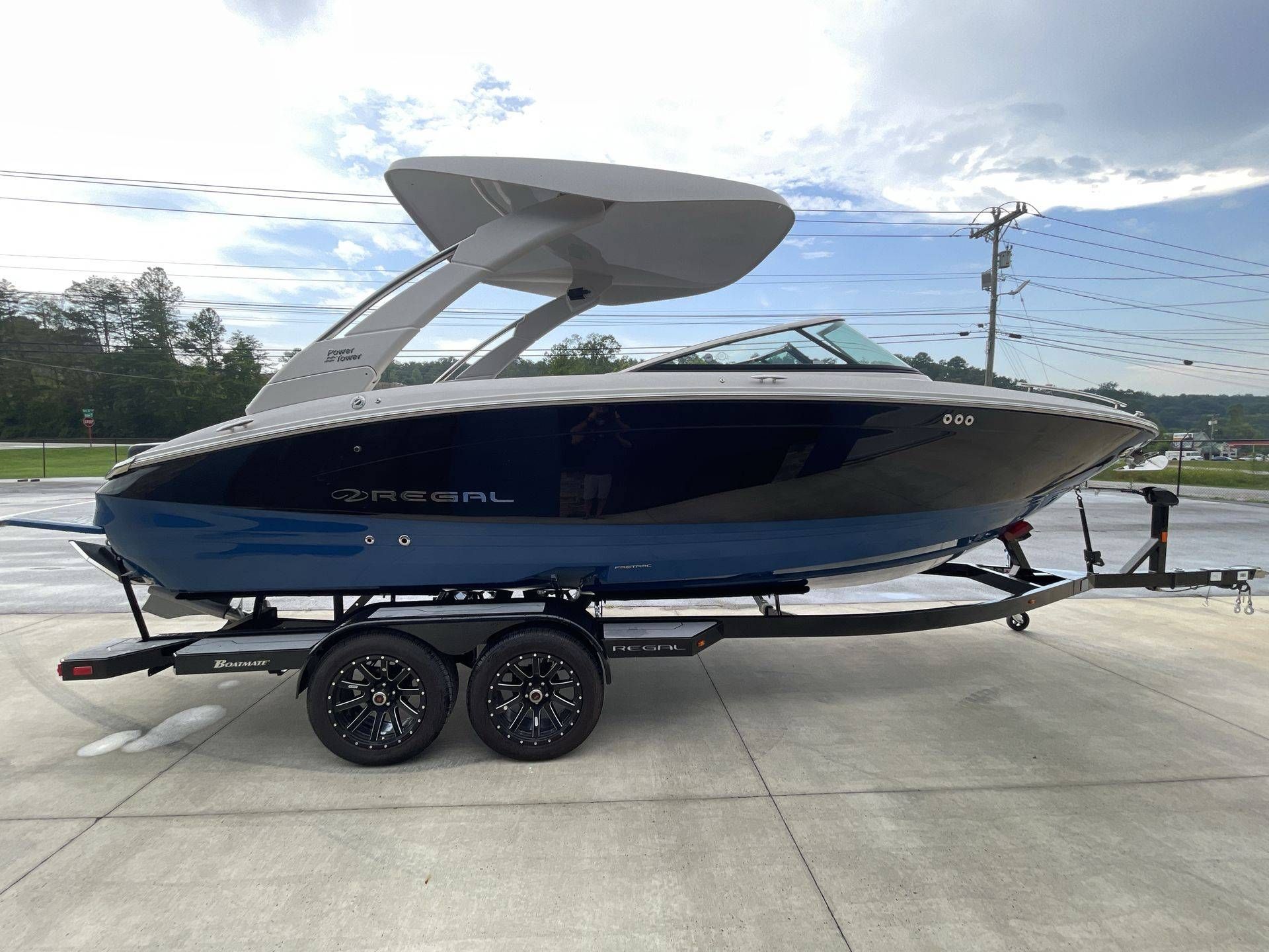 Regal LS6 Surf