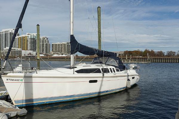 1995 Hunter 336