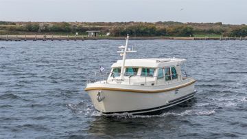 2017 Linssen Grand Sturdy 35.0 Sedan