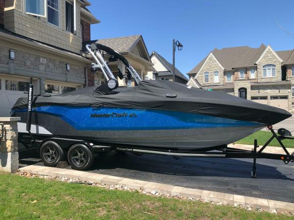 2022 MasterCraft NXT24