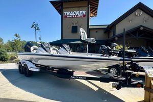 Nitro Z21 XL Pro 2026 Nitro Z21 XL Pro boat displayed at Tracker Boats & ATVs dealership.