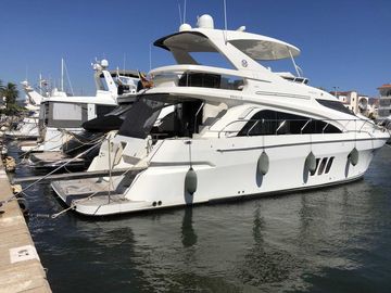 2008 Marquis 560