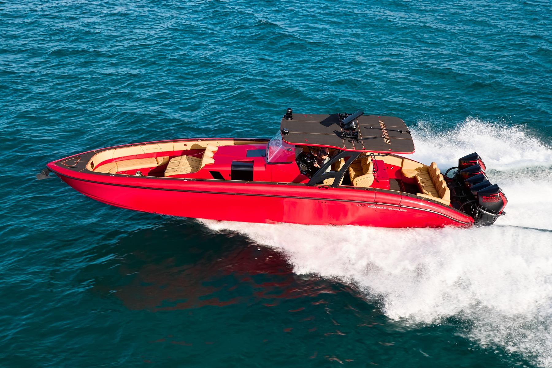 2024 Midnight Express 43' Solstice