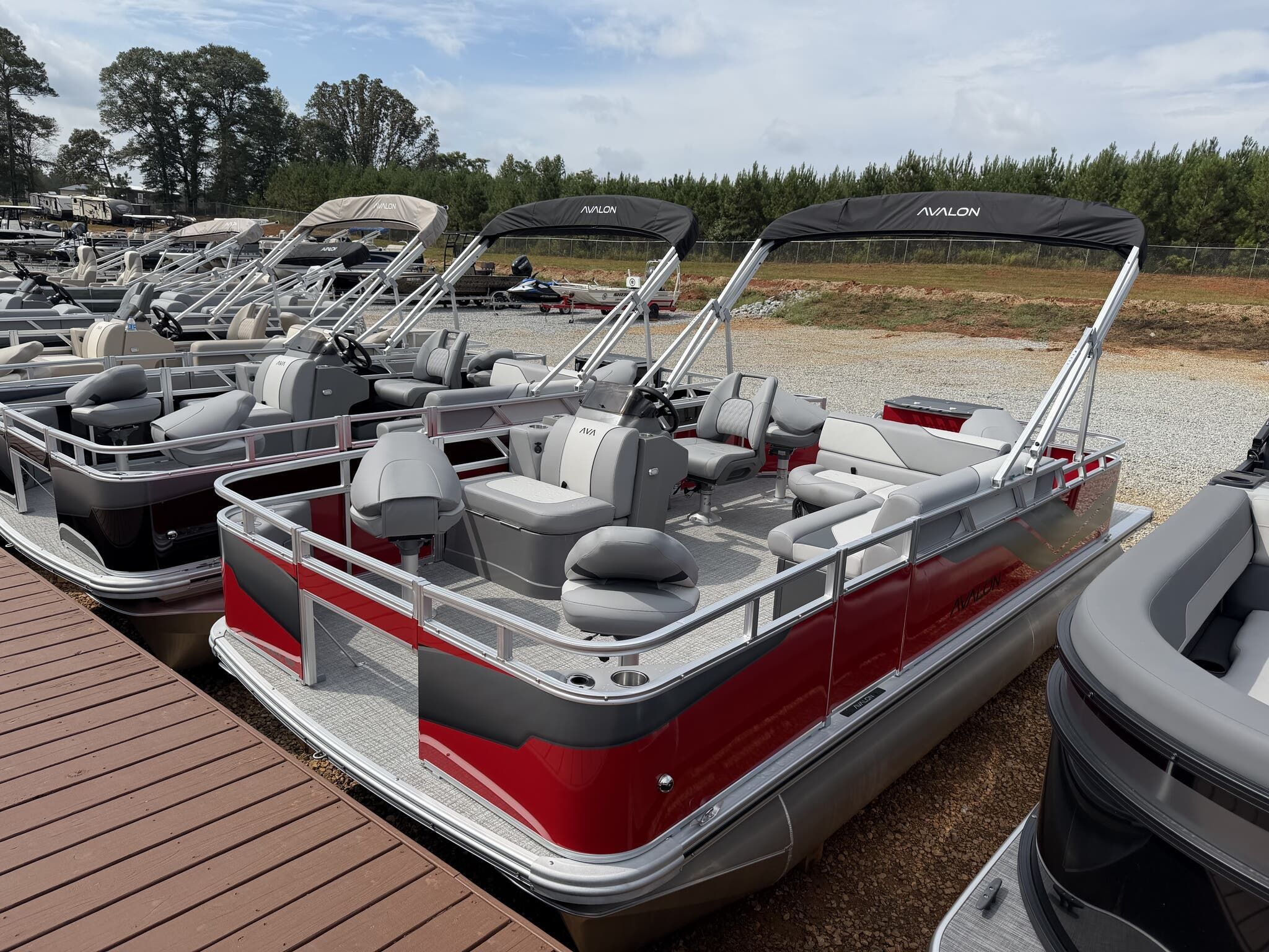 2026 Avalon Venture 19 QUAD FISH