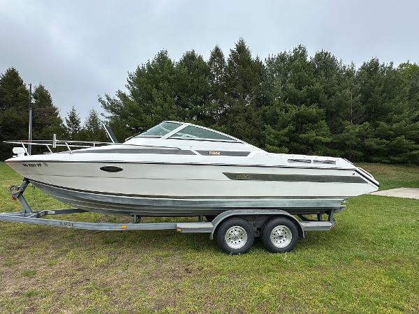 1991 Tiara Sport 220