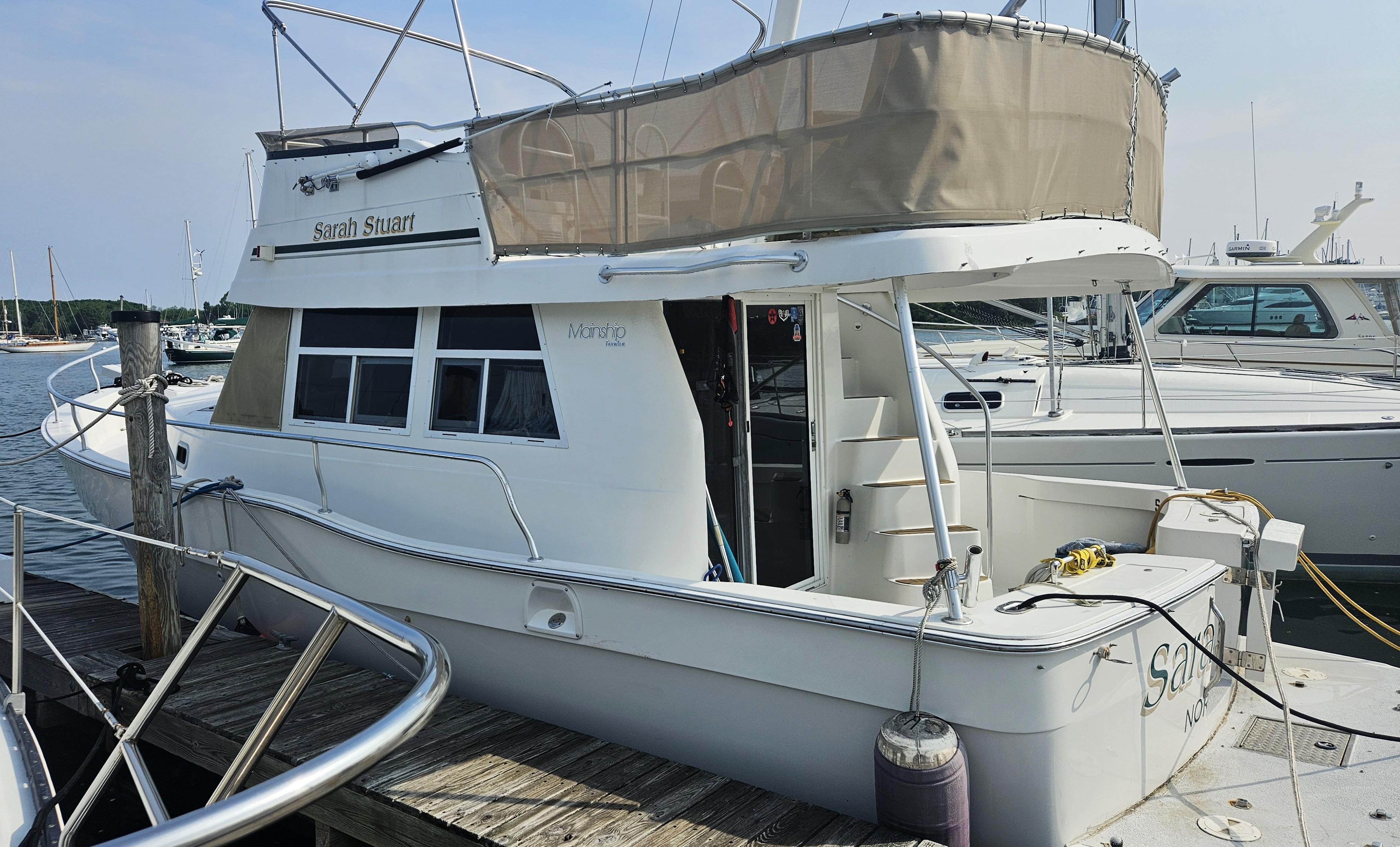 2000 Mainship 390 Trawler