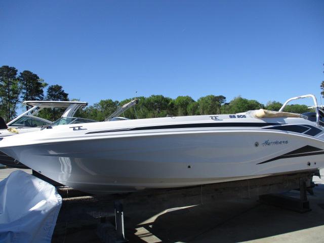 Hurricane SunDeck SD 2486 OB: Clever Convertibility 