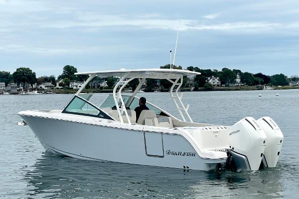 2025 Sailfish 276 DC