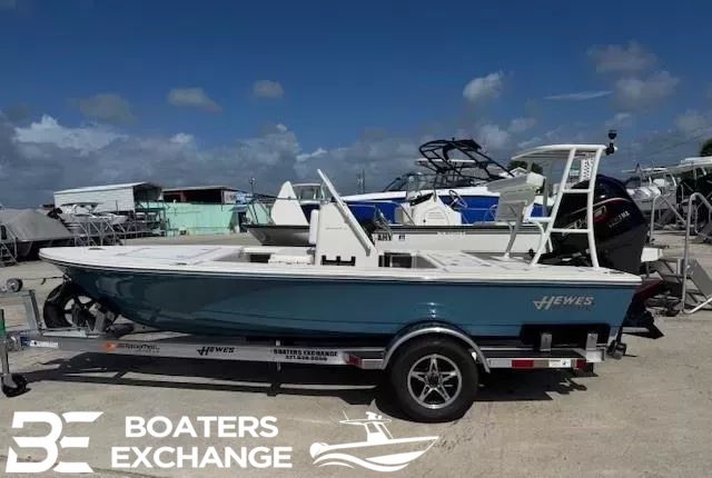 Hewes Redfisher 16 2026 Hewes Redfisher 16 boat on trailer at Boaters Exchange dealership.