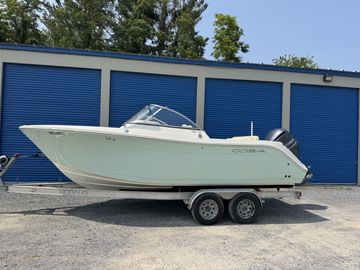 2021 Cobia 220 Dual Console