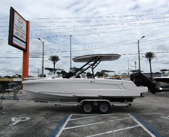 2022 Axopar 22 T-Top