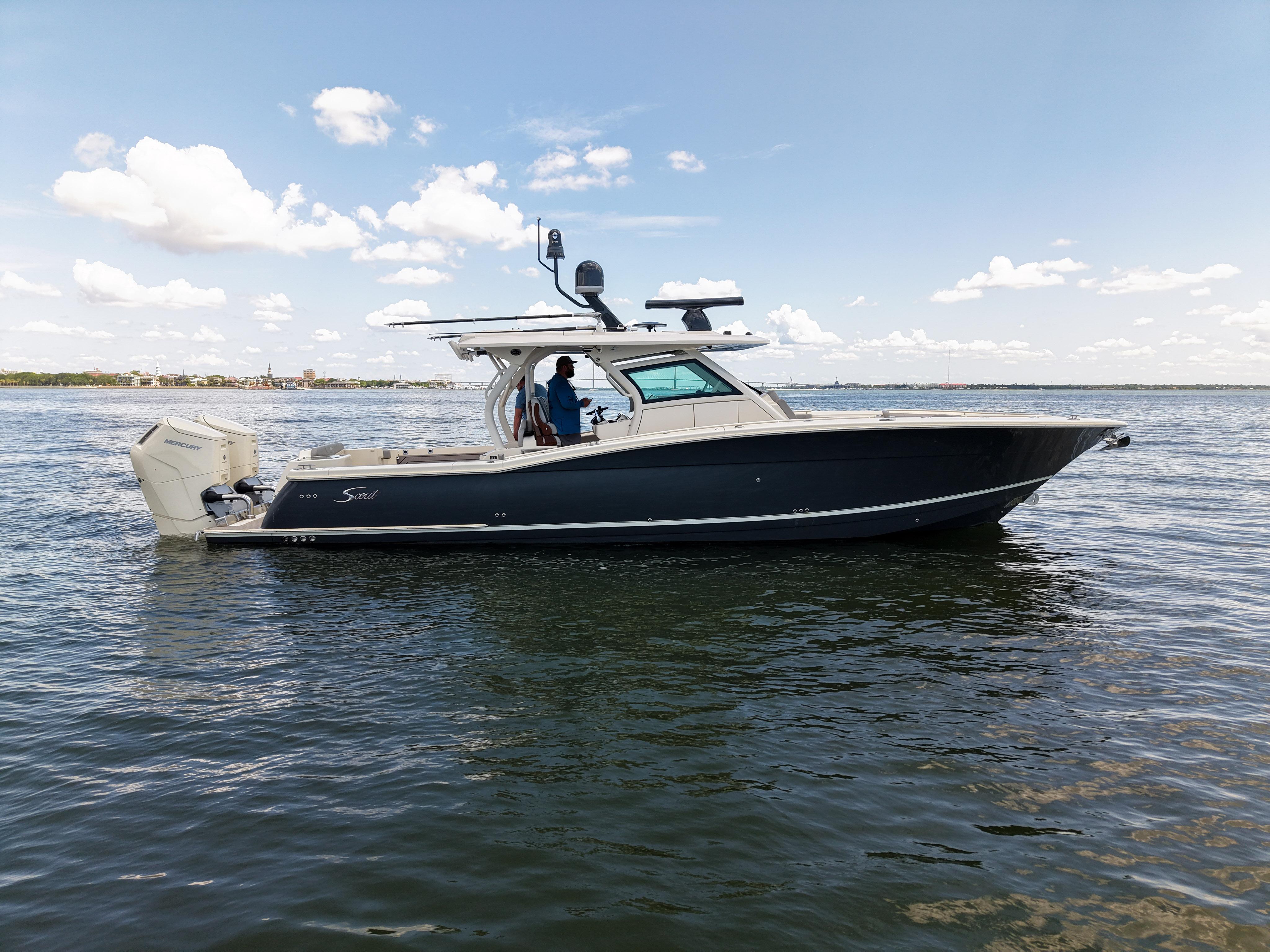 2023 Scout 400 LXF