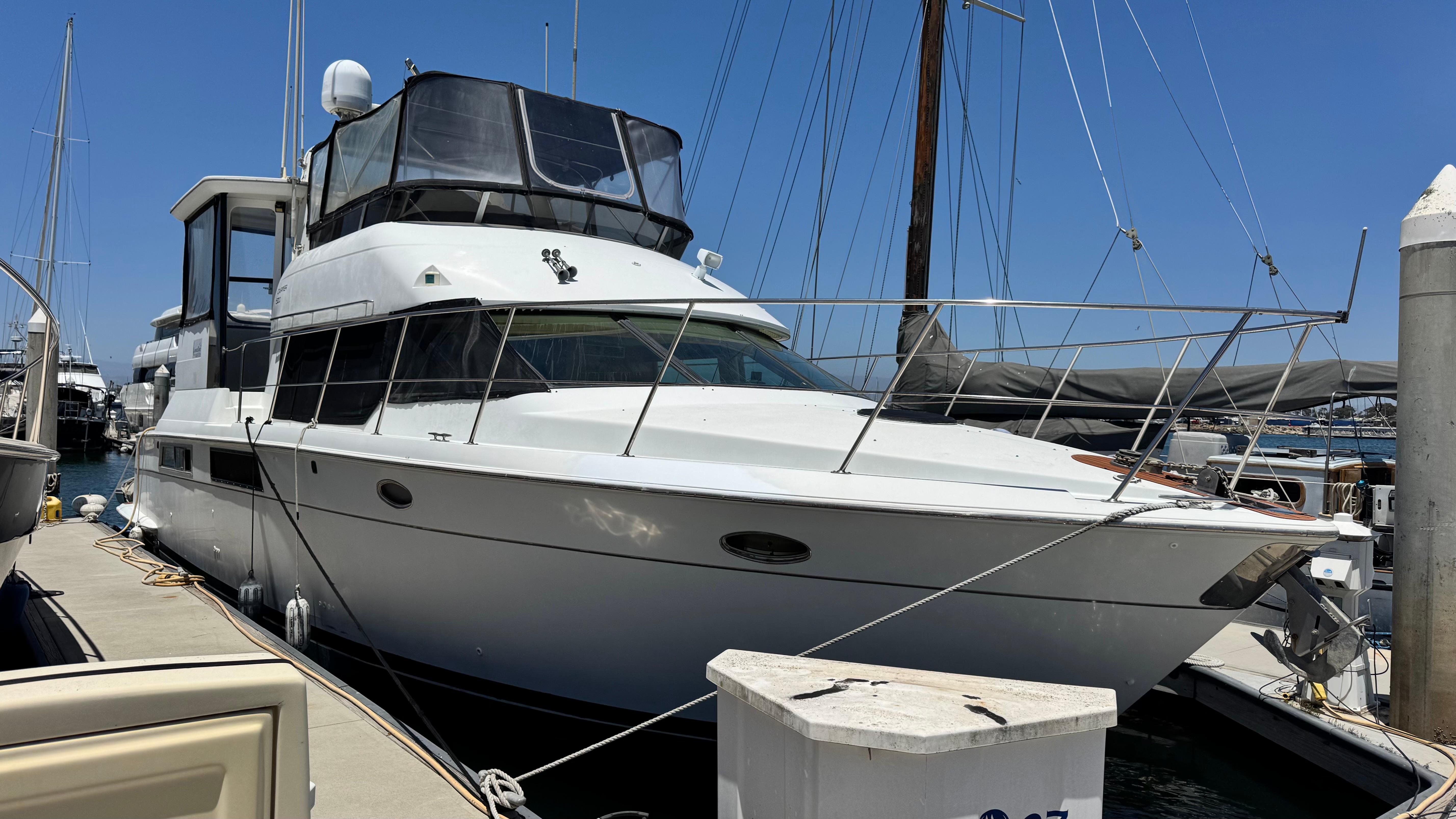 1996 Carver 500 Cockpit Motor Yacht