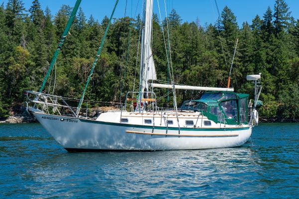 Pacific seacraft 34 discount