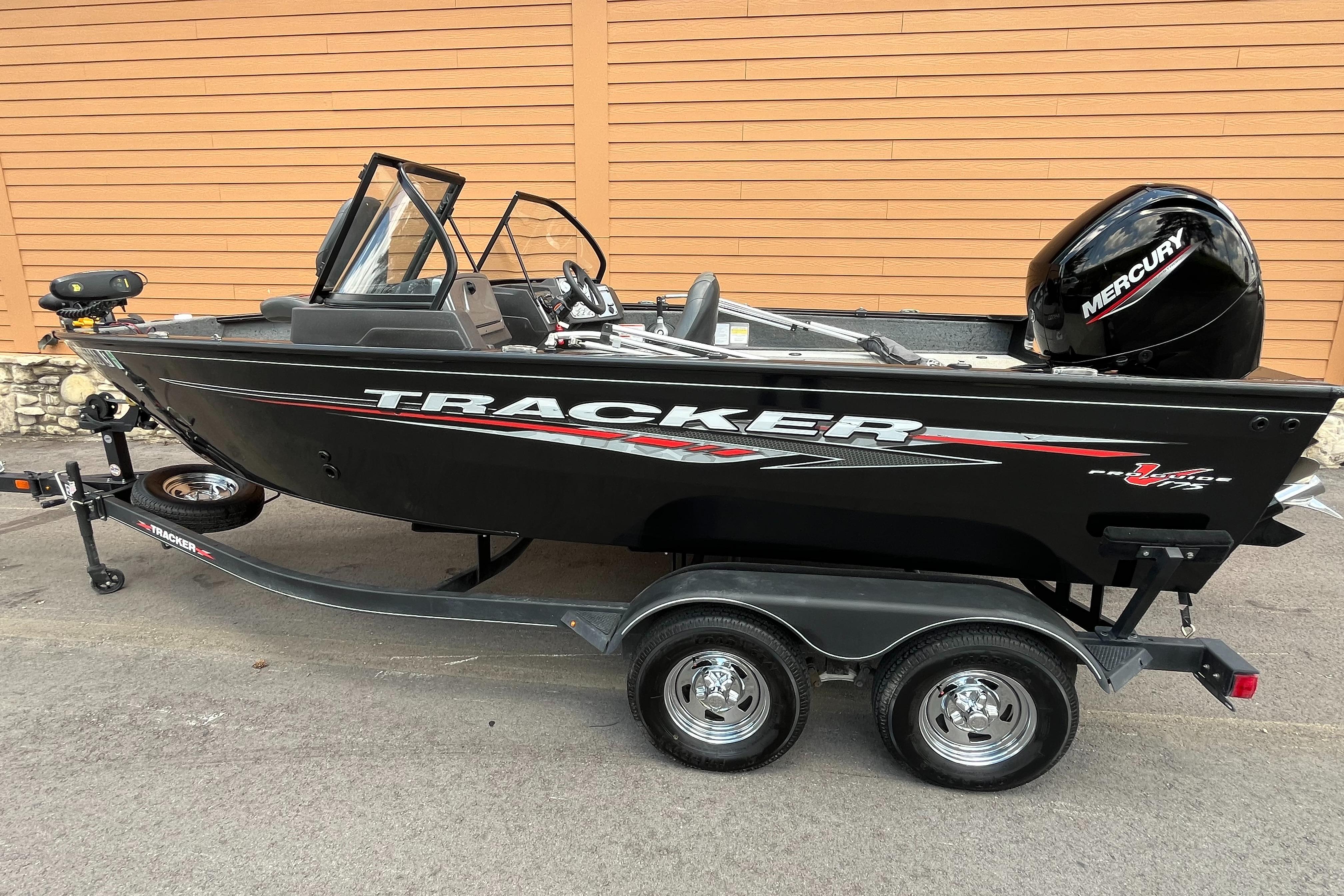 2023 Tracker Pro Guide V-175 Combo