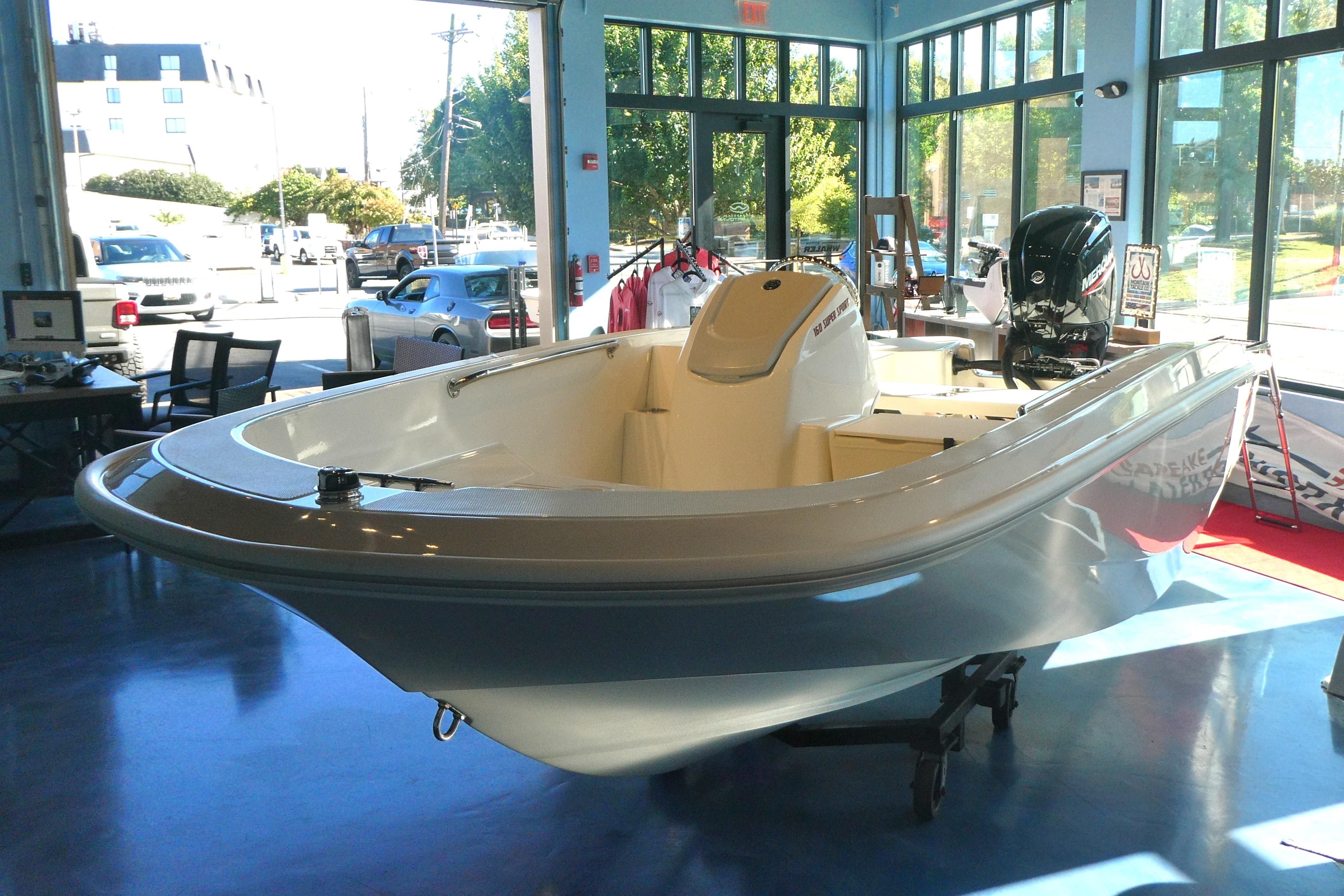 2025 Boston Whaler 160 Super Sport
