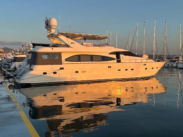 Azimut 78 Ultra Motoryacht