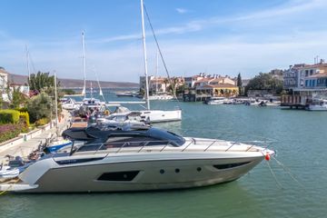 2011 Azimut Atlantis 48