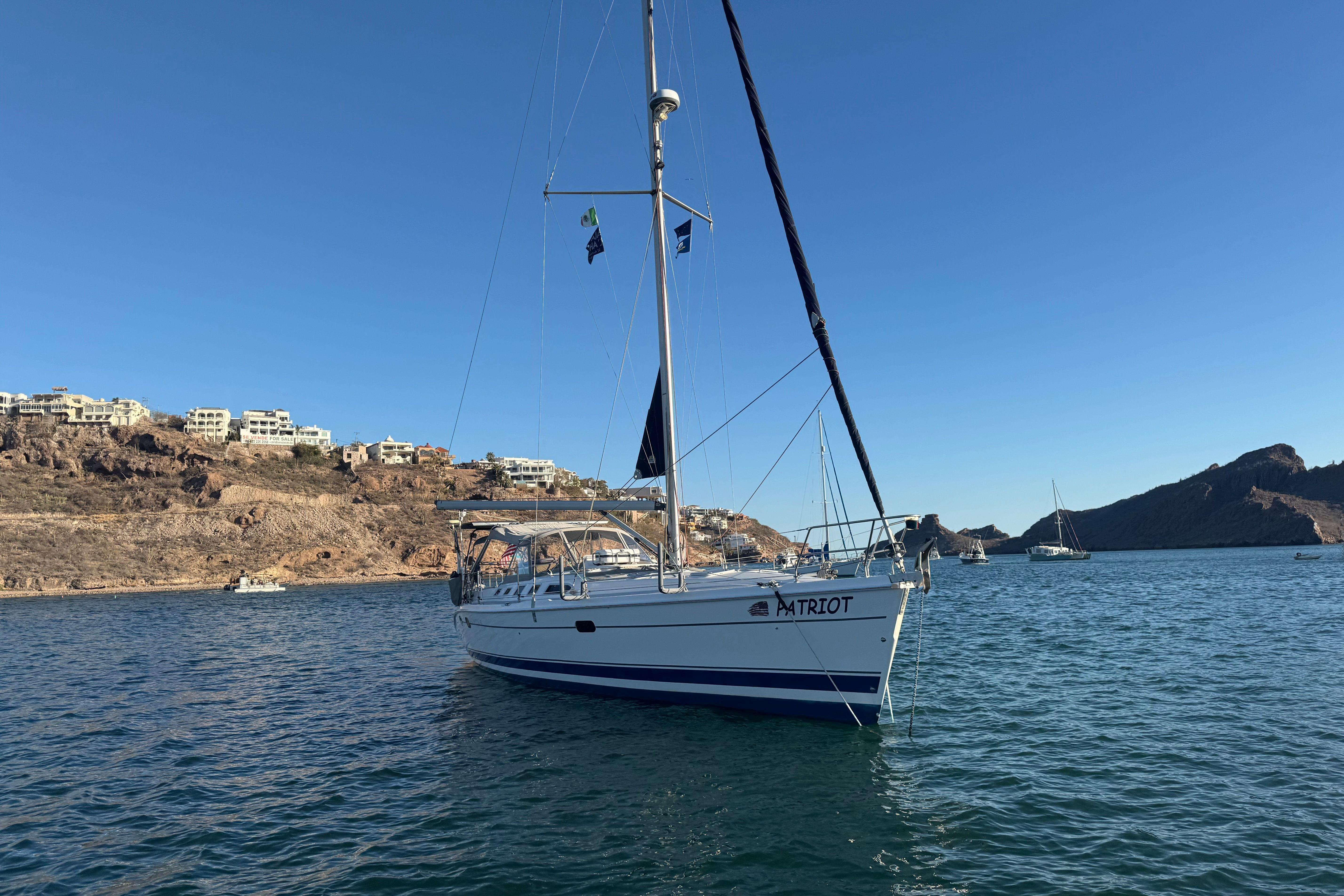 2002 Hunter 466