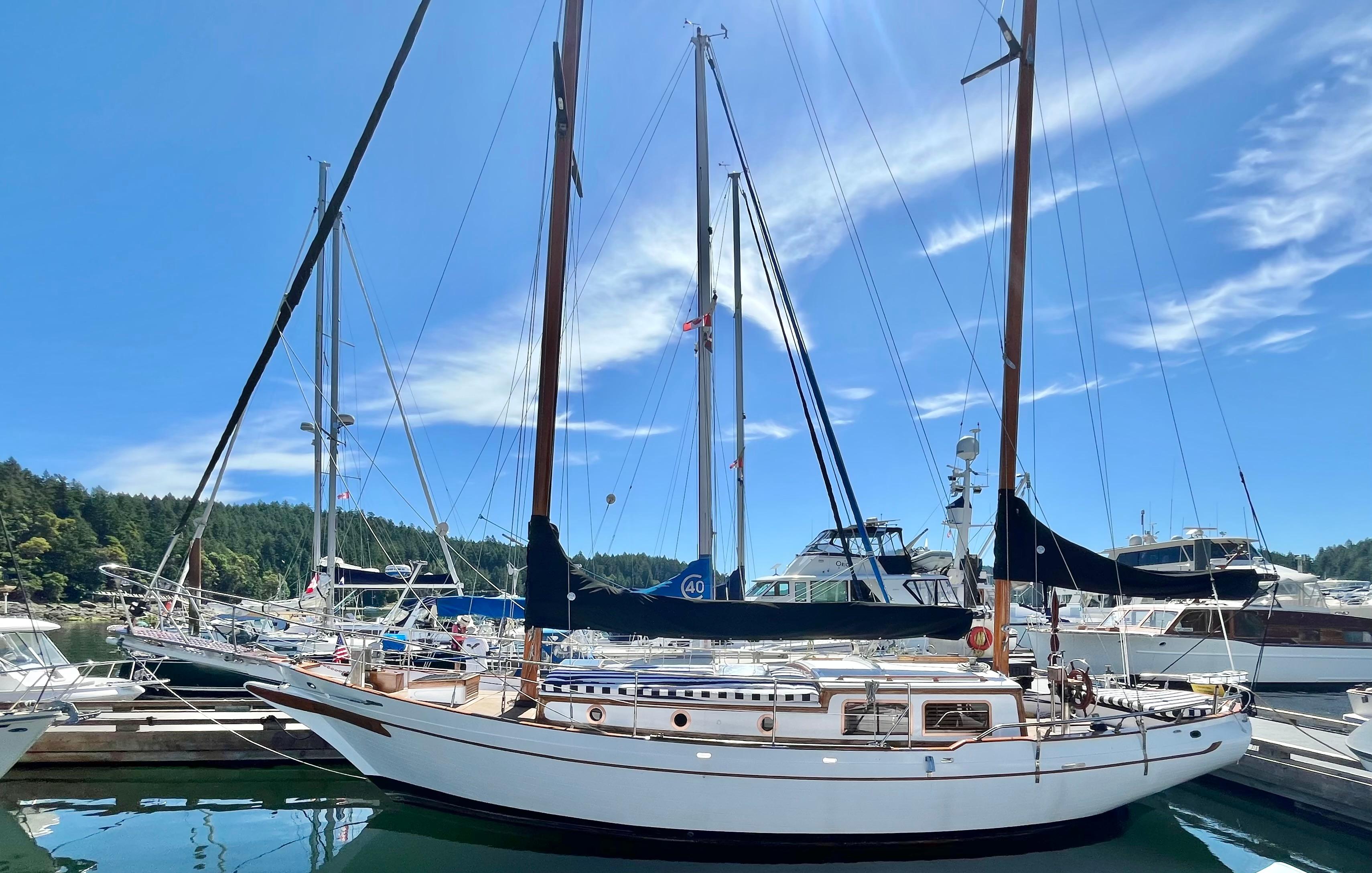 1976 CT 41