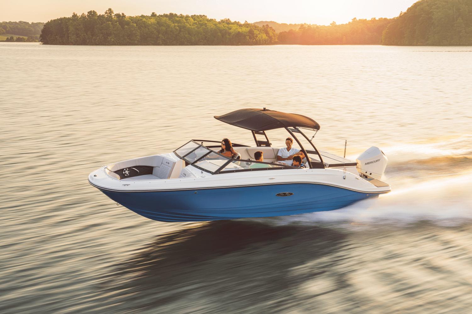 2025 Sea Ray SPX 230 Outboard