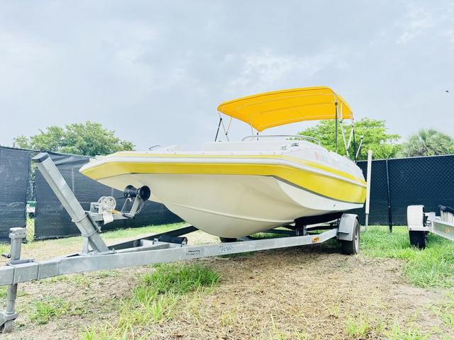 2011 Hurricane SUNDECK SPORT 201