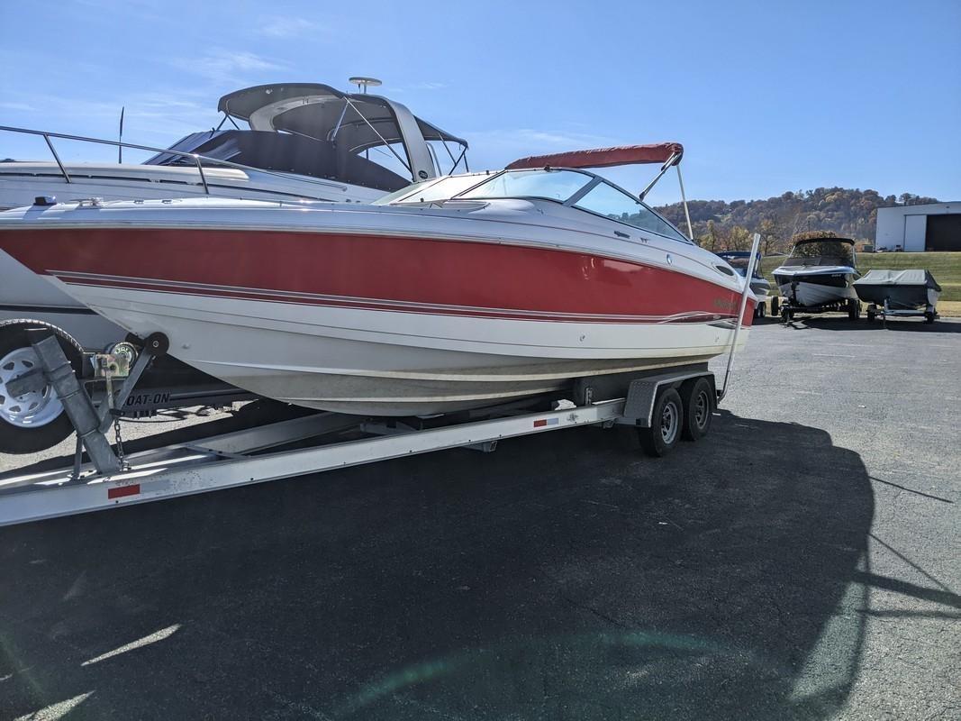 2002 Wellcraft Excaliber 260