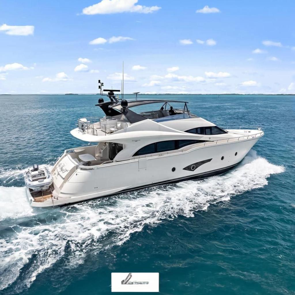 2016 Marquis 720 Fly Bridge