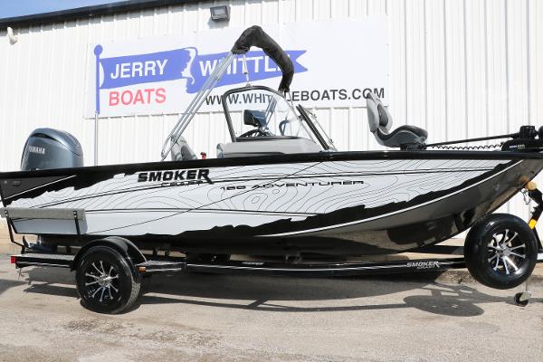 2025 Smoker Craft Adventurer 188 DC