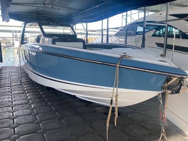 2022 Cigarette 41 Nighthawk