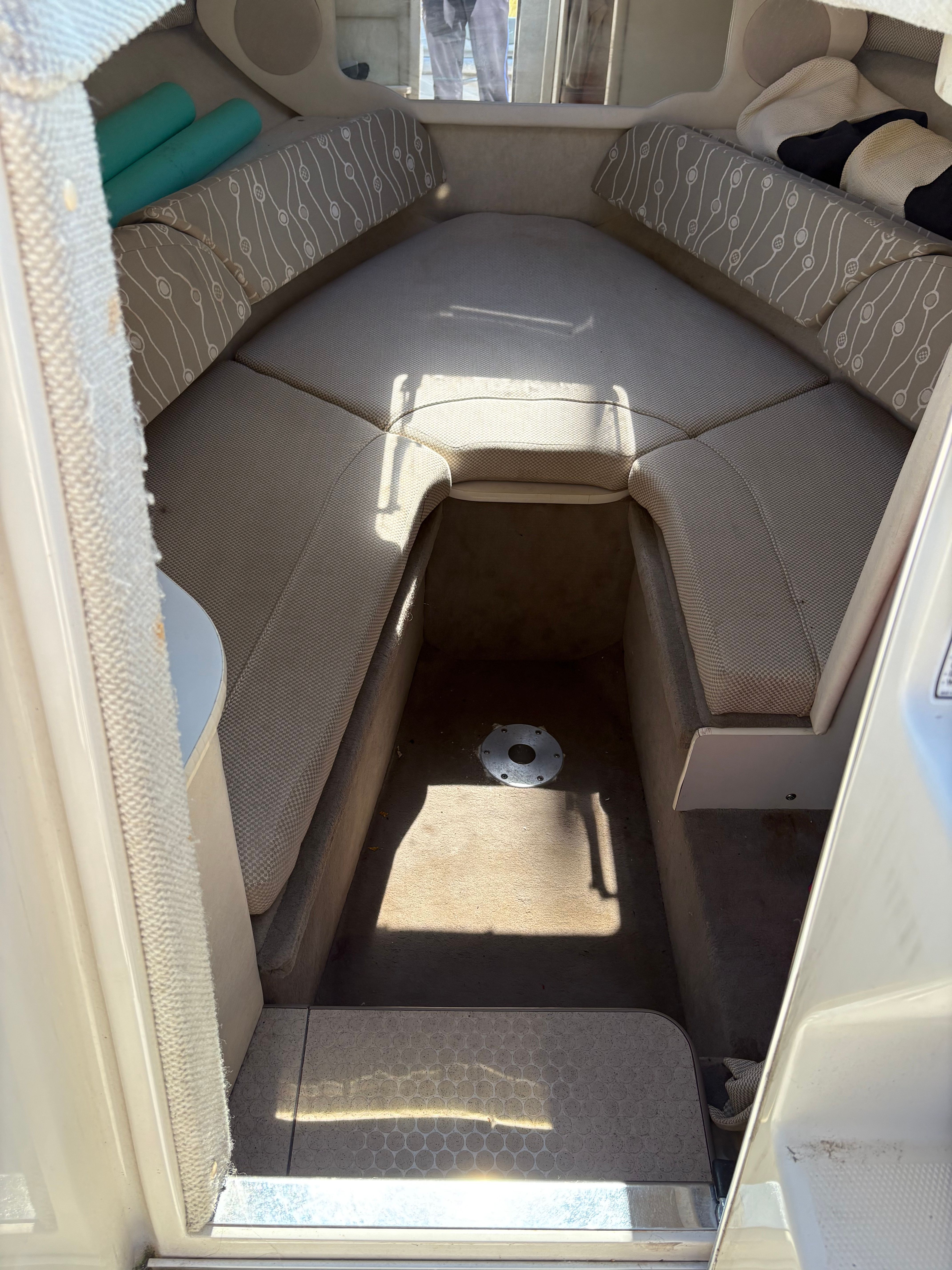 2006 Sea Ray 215 Weekender
