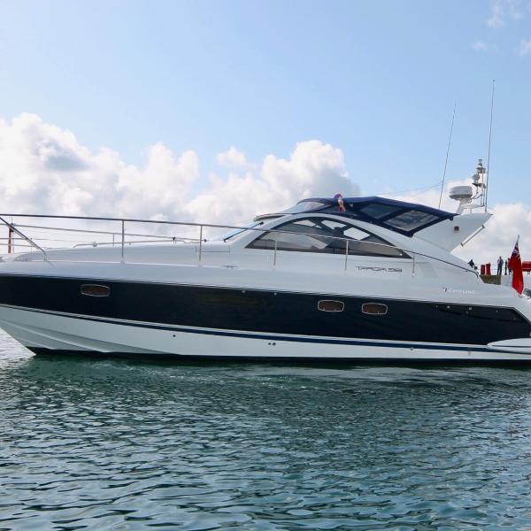 2011 Fairline Targa 38