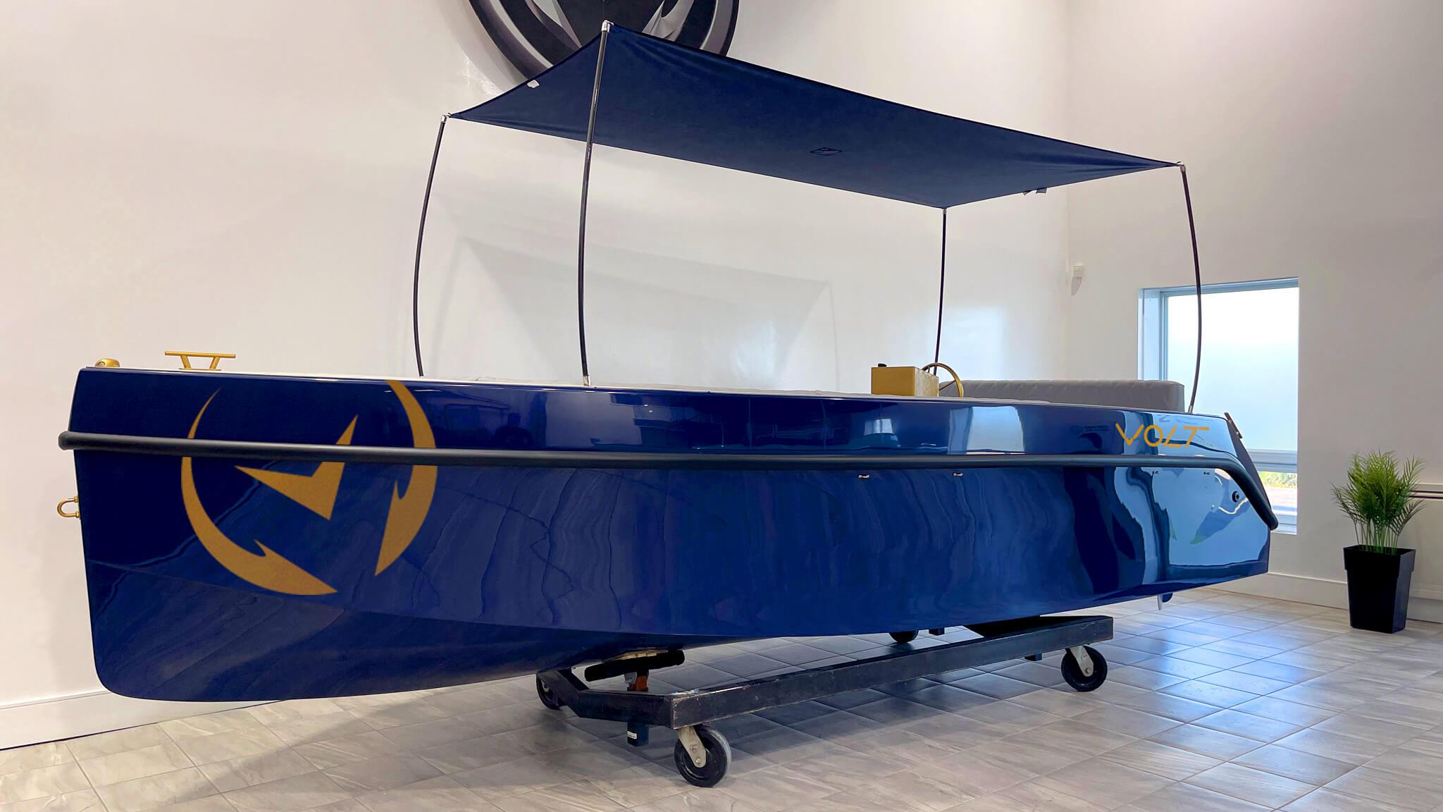 2025 Vision Marine Technologies Volt 180