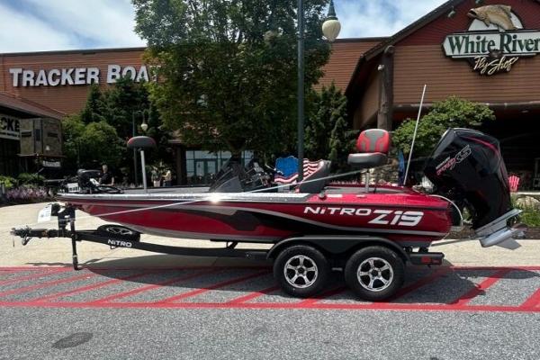 2025 Nitro Z19 Pro