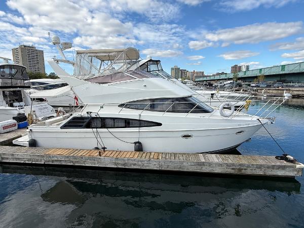 2006 Carver 38 Super Sport