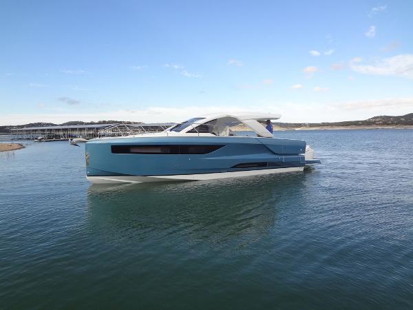 2025 Jeanneau DB/43 OB